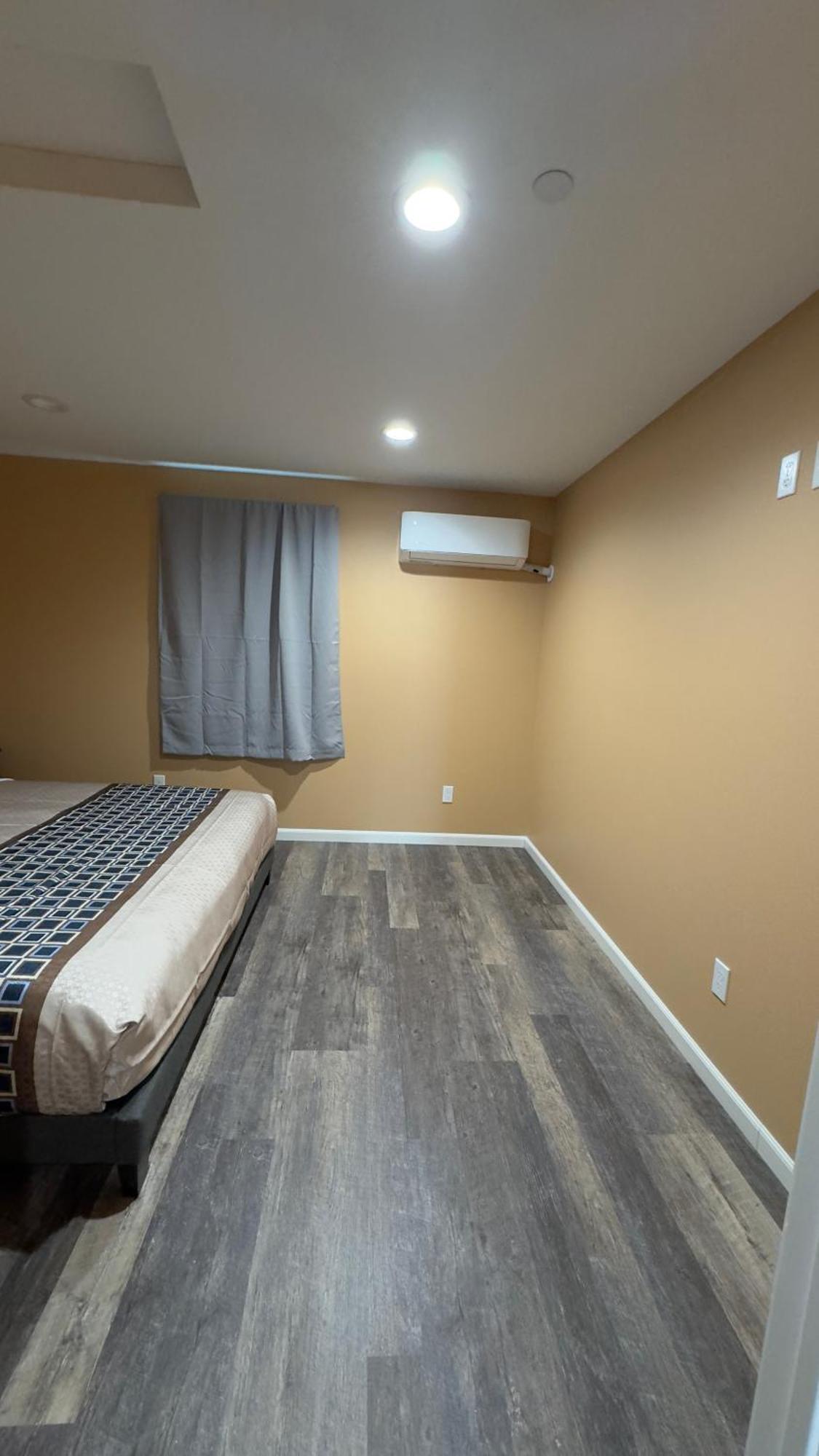Far West Cabin-Tiny Homes Rental Forks Dış mekan fotoğraf